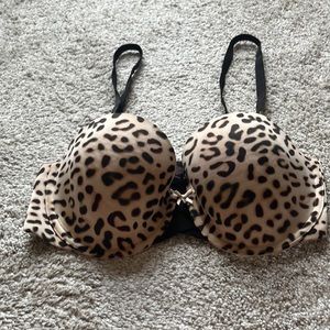 Victoria’s Secret Bra 34D